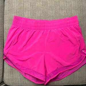 Athleta Mesh Racer Run 4” Shorts Pink